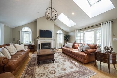 8 Elerton Ln, Danvers, MA 01923 - photo 5