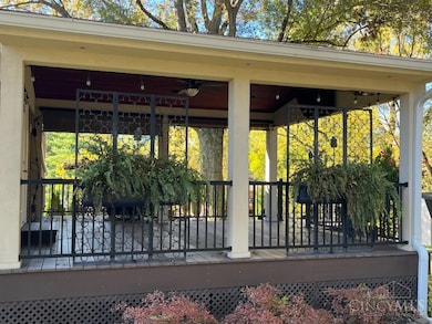 5699 Candlelite Terrace, Cincinnati, OH 45238 - photo 3