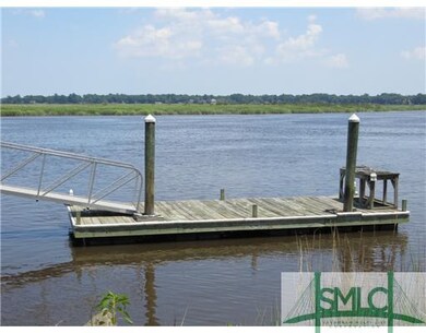 Waterfront/Dock/Pier.