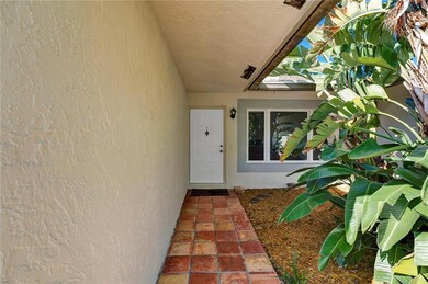 Exterior entry way