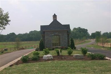 202 Deerfield Cir, Nicholasville, KY 40356 - photo 2