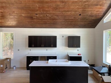 Dining area facing kitchen island
