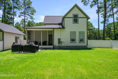 Screened Porch & Fenced-in Yard