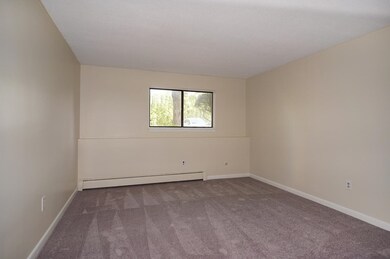 10 Hallmark Gardens unit 1, Burlington, MA 01803 - photo 7