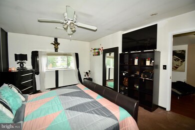 1512 Shamrock Ave, Capitol Heights, MD 20743 - photo 7