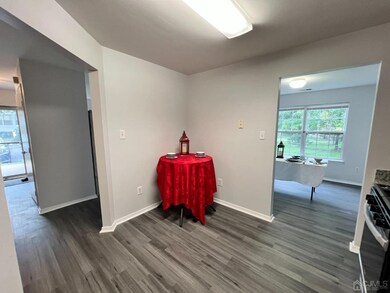 611 611 Blossom Cir Cir, South Brunswick, NJ 08810 - photo 5