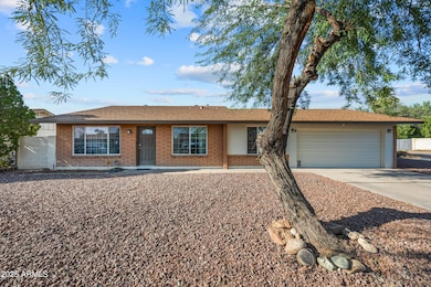 1702 W Michelle Dr unit 1, Phoenix, AZ 85023 - photo 2