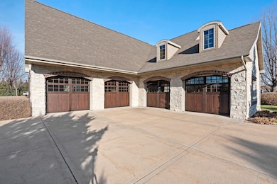 N8418 N Shore Rd, Menasha, WI 54952 - photo 3