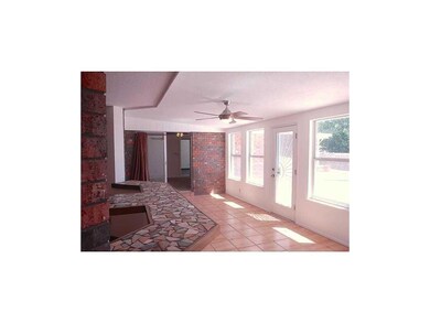 10920 Lakewood Ave, El Paso, TX 79935 - photo 4