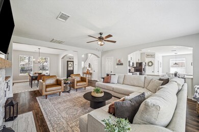 A second look at the large Family Room, Formal Din