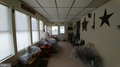 33 Comanche Dr, Earleville, MD 21919 - photo 4