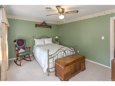 4818 Black Oak Rd, North Chesterfield, VA 23237 - photo 3