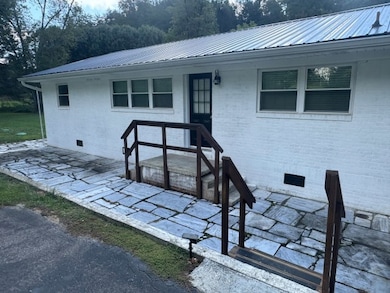 1021 Mineral Bluff Hwy, Mineral Bluff, GA 30559 - photo 2