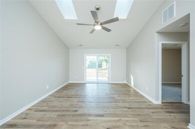 501 W Broadway St, Colfax, IA 50054 - photo 3