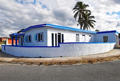 33 Solar Duamel, Arecibo, PR 00612 - photo 2