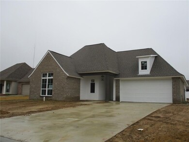 318 Saint Landry Dr, Pineville, LA 71360 - photo 2