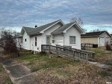 800 E Mckinley St, Marion, IL 62959 - photo 2