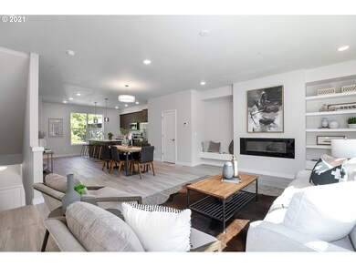 3060 SW Pendleton Ct, Portland, OR 97239 - photo 5