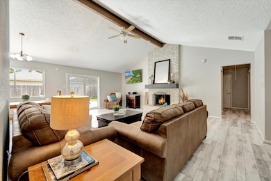 So much natural light!