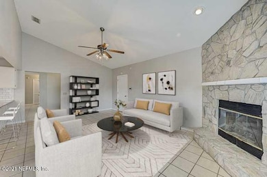 3955 Distant Moon Ct, Jacksonville, FL 32210 - photo 3