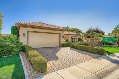 10737 Shackleton Dr, Las Vegas, NV 89134 - photo 2