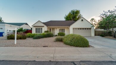 1527 E Drake Dr-2