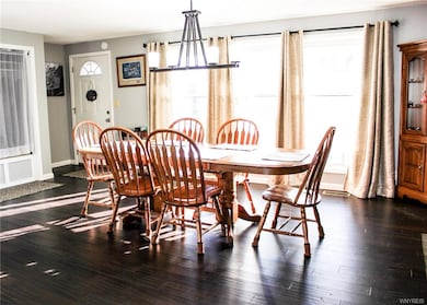 1332 Greenbrier Ln, North Tonawanda, NY 14120 - photo 3