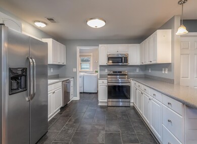 577 Sheridan Dr Lexington-9