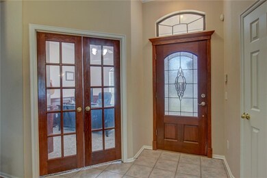 2405 Stonebridge Dr, Norman, OK 73071 - photo 3