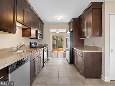 3519 Easton Dr, Bowie, MD 20716 - photo 6