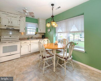 100 Lakebridge Dr, Woodbury, NJ 08096 - photo 5