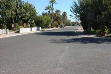 Marlette Ave