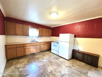 1315 Farr St, Scranton, PA 18504 - photo 4