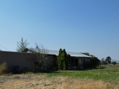8515 77th - 3