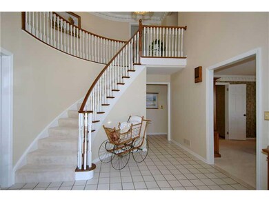 Entry/Foyer.