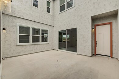4-Courtyard