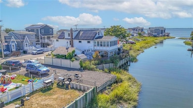 21 W 18th Rd, Broad Channel, NY 11693 - photo 2