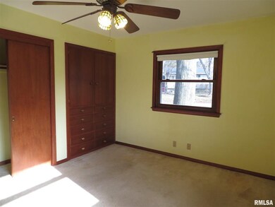 37 Parklane Cir, Bettendorf, IA 52722 - photo 7