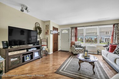 100 Seaview Ave 1a Monmouth-large-006-00