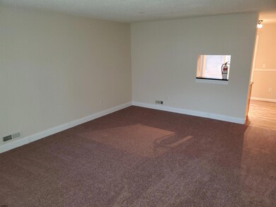 52 Shawnee Place unit 8D, Galloway, NJ 08205 - photo 4