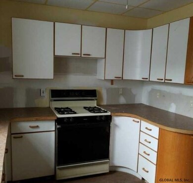 6 Fern Ave, Albany, NY 12205 - photo 4