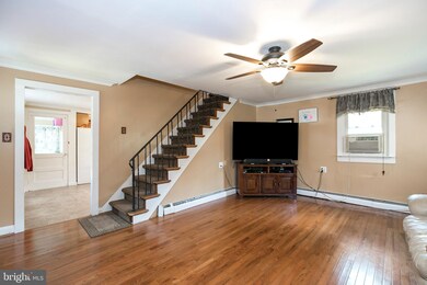 320 S Main St, Spring City, PA 19475 - photo 5