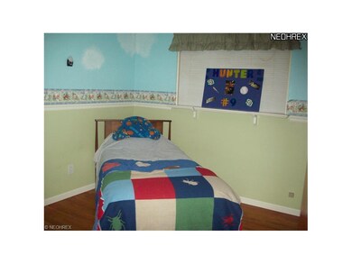 371 Gayle Dr, Sheffield Lake, OH 44054 - photo 6