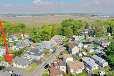 348 Woodbine Way, South Amboy, NJ 08879 - photo 5