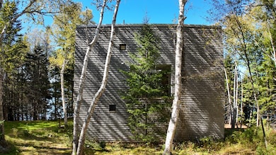 85 E SIDE RD EXTERIOR (49)