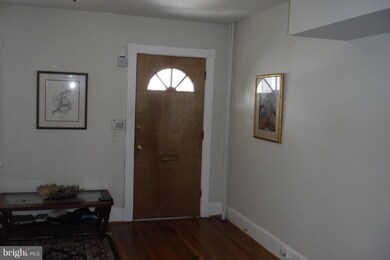 908 Girard St NE, Washington, DC 20017 - photo 3