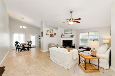 14-web-or-mls-349-louise-cir
