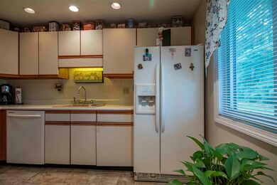 79 Pendleton Ln, Londonderry, NH 03053 - photo 6