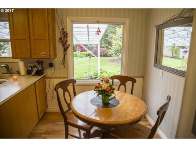 793 Randall St, Eugene, OR 97401 - photo 4