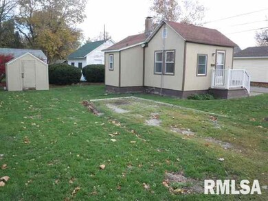 110 N Beason St, Lincoln, IL 62656 - photo 7